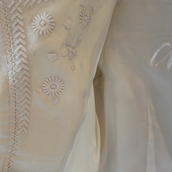 Embroidered jacket - Picture 4 of 5